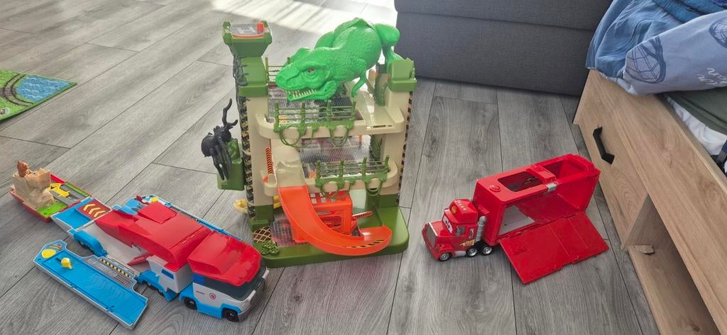 Jouets enfant (10 euro le jouet ou 25 euro le lot ), Enfants & Bébés, Jouets | Blocs de construction