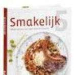 Smakelijk 5 Colruyt kookboek 352 blz, Boeken, Ophalen of Verzenden, Zo goed als nieuw