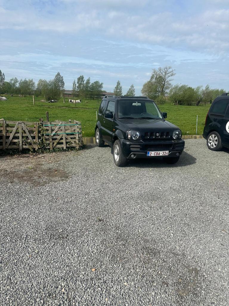 Suzuki jimny 2010 , 60559km, Auto's, Suzuki, 0 kg, Stof, 63 kW, Zwart