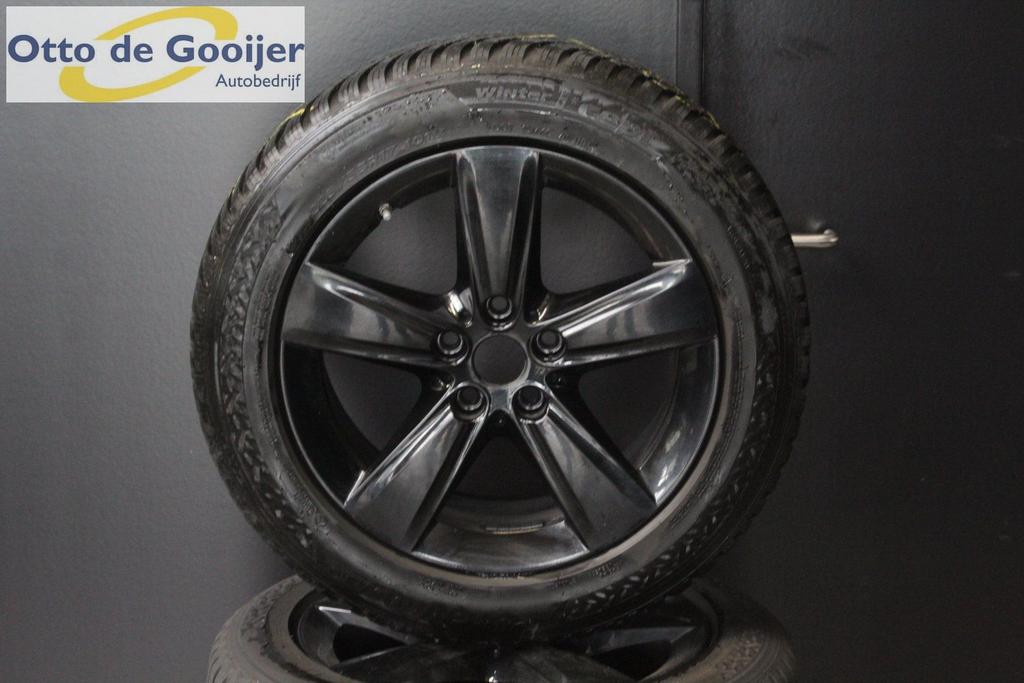 Originele BMW X1 F48 Velgen 17 Inch Winterbanden 6MM, Ophalen, Gebruikt, -, -