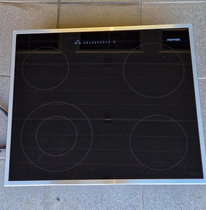 Taque vitrocéramique Miele KM 6520 FR, Elektronische apparatuur, Kookplaten, Zo goed als nieuw, Inbouw, Keramisch, 4 kookzones