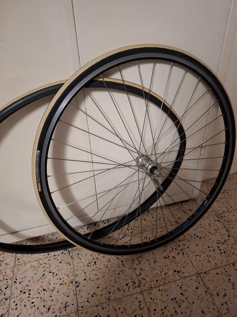 vélo de course à roue avant, Enlèvement