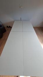 Tafels wit, Enlèvement