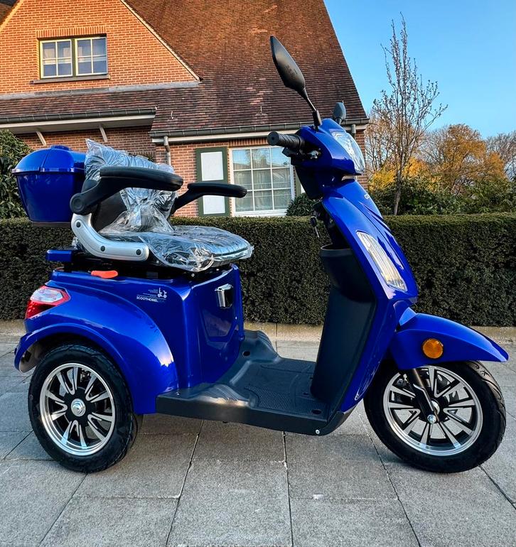 Voiturette électrique Comfigo 25km/h LITHIUMACCU Scootmobiel, Divers, Chaises roulantes, Neuf, Fauteuil roulant électrique, Pliant