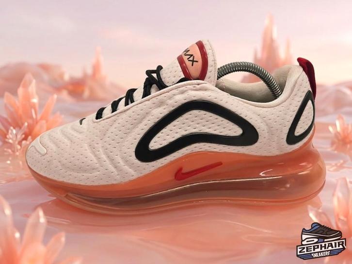 Nike Air Max 720 'Soft Pink/Coral' EU42.5 2019, Kleding | Heren, Schoenen, Gedragen, Sneakers, Overige kleuren, Ophalen of Verzenden