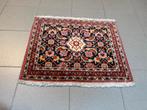 Handgemaakt Perzisch tapijt 53 cm bij 67 cm, Huis en Inrichting, Stoffering | Tapijten en Vloerkleden, Ophalen, Zo goed als nieuw