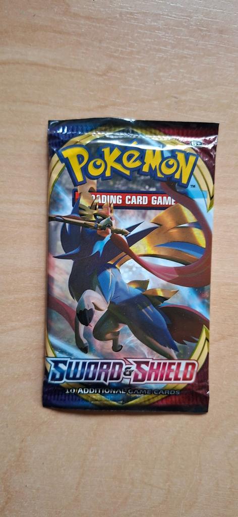 Pokemon Sword & Shield booster pack, Ophalen, Nieuw, Booster, Foil