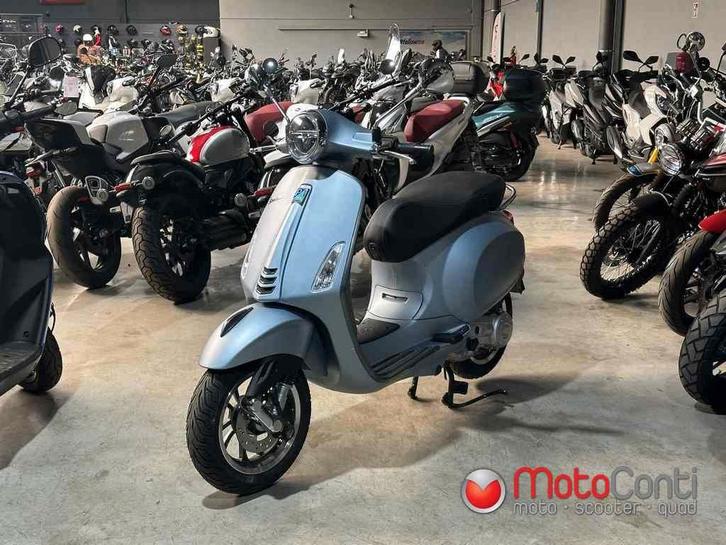 Vespa Primavera S 50 2026 [8km], Vélos & Vélomoteurs, Scooters | Vespa, Neuf, Autres modèles, Essence, Enlèvement