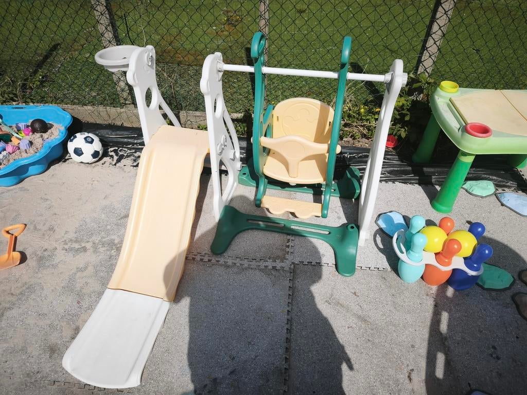 Peuter glijbaan met schommel glijbaan basketring, Kinderen en Baby's, Ophalen