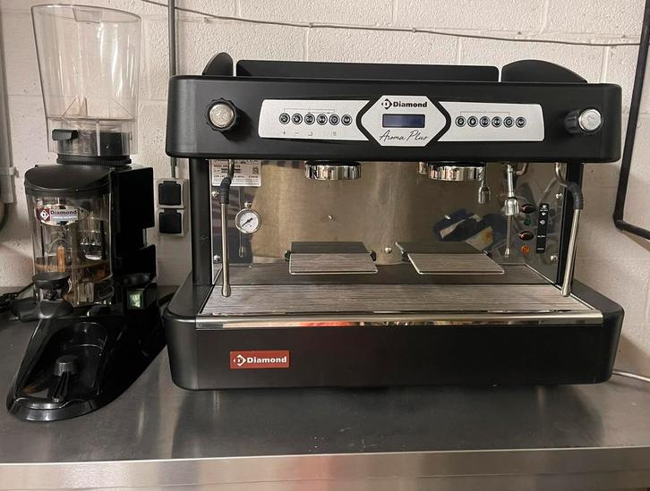 Koffiemachine : DIAMOND AROMA/2EB + Koffiemolen, Zakelijke goederen, Horeca | Food, Ophalen