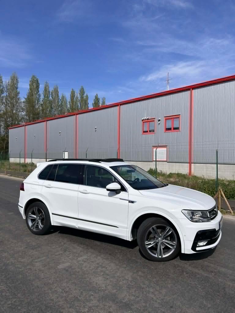 Volkswagen Tiguan 1.4 TSI R-LINE GPS*CUIR* 1 Er PROPRIETAIRE, Cuir, Achat, Boîte manuelle, Noir