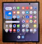 Samsung Fold 7 met magnetishe bescherm cover, Enlèvement