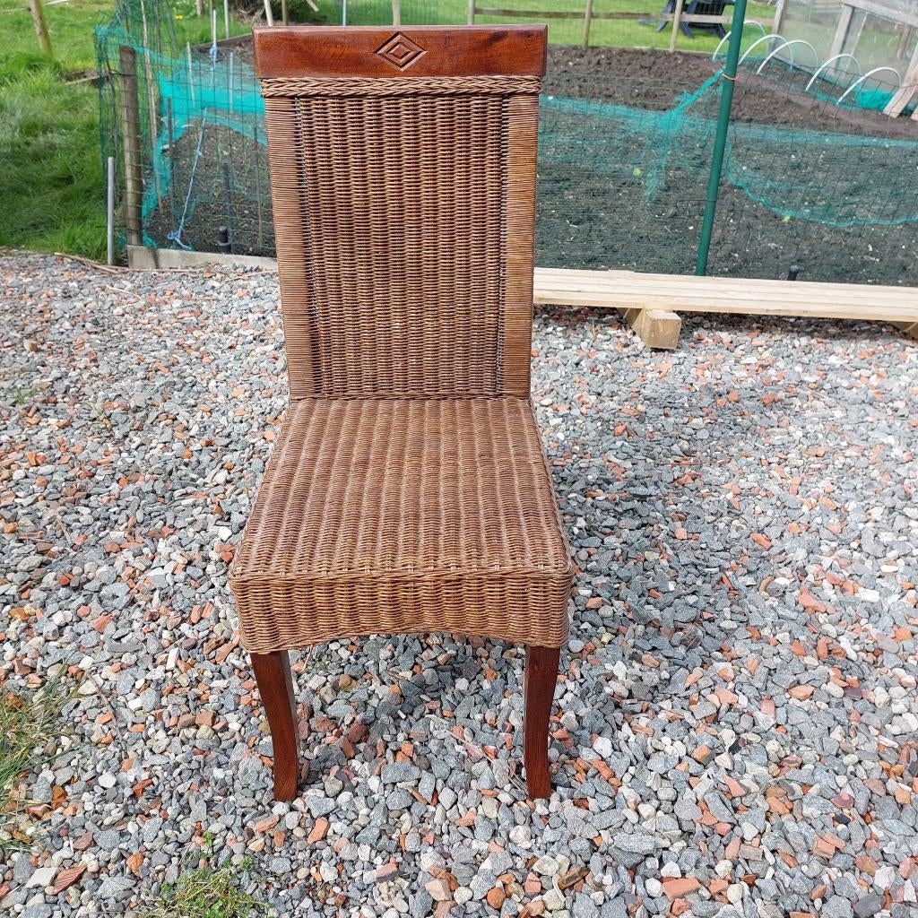 six chaises en osier en bon état, Maison & Meubles, Enlèvement, Osier ou Rotin, Klasiek, Brun