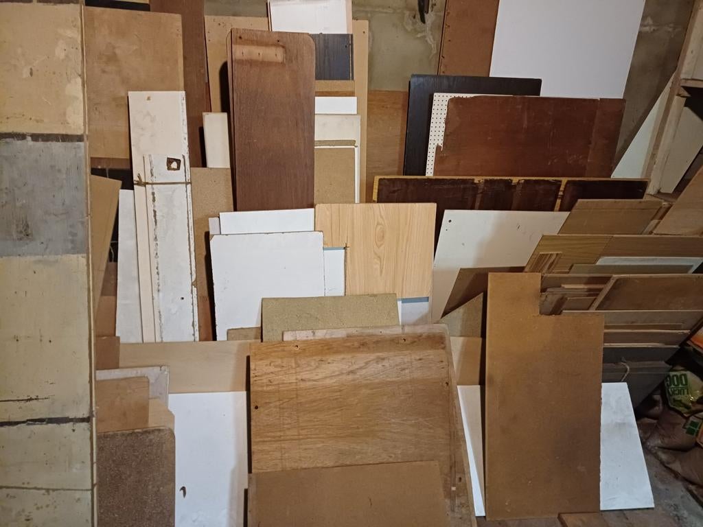 Toutes sortes d'assiettes en bois gratuites, Enlèvement