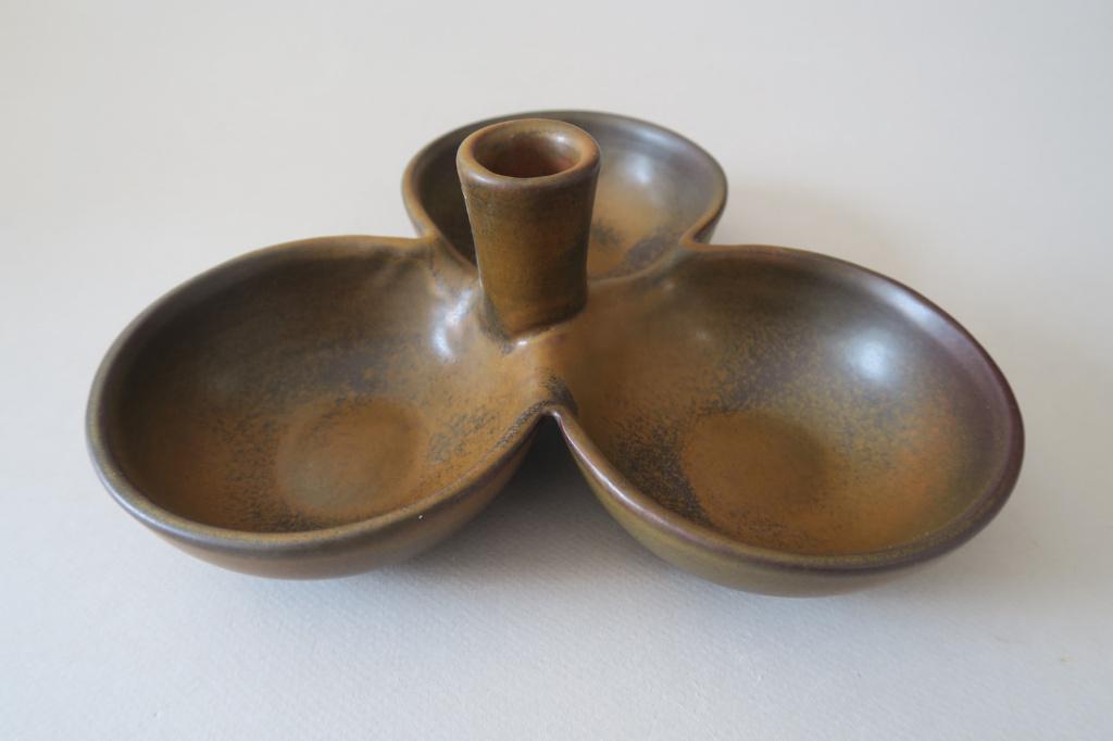 Plat mendiant en céramique des Ateliers d'Art de Maredsous, Antiek en Kunst, Antiek | Keramiek en Aardewerk, Ophalen of Verzenden