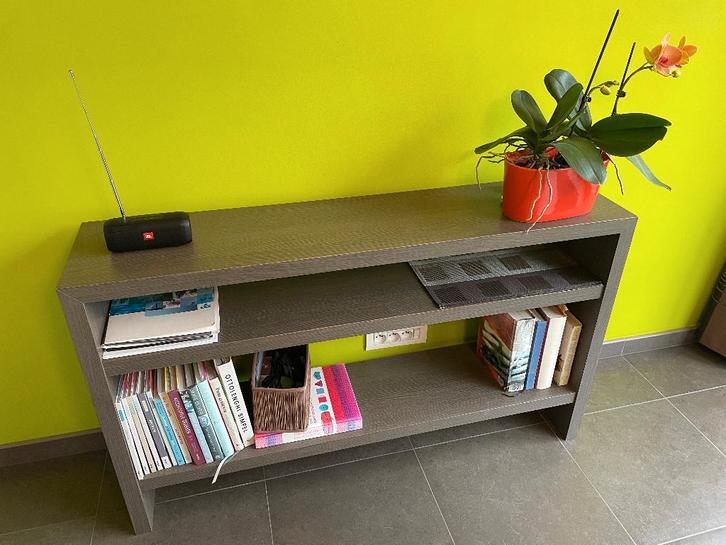 Armoire/bibliothèque murale basse moderne 128 cm, Maison & Meubles, Armoires | Bibliothèques, Comme neuf, 100 à 150 cm, Moins de 100 cm