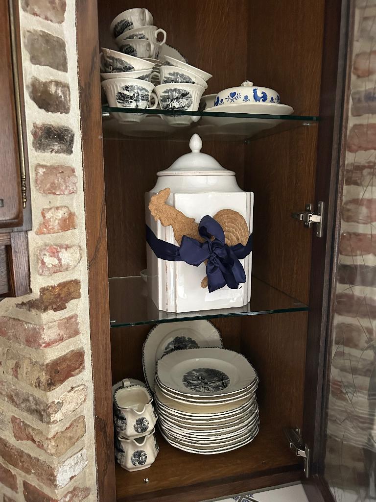 Volledig servies, Huis en Inrichting, Keuken | Servies, Zo goed als nieuw, Kop(pen) en/of Schotel(s), Overige stijlen, Porselein