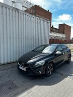 Volvo V40 D2 R Design, Automaat, Zwart, 5 deurs, Particulier