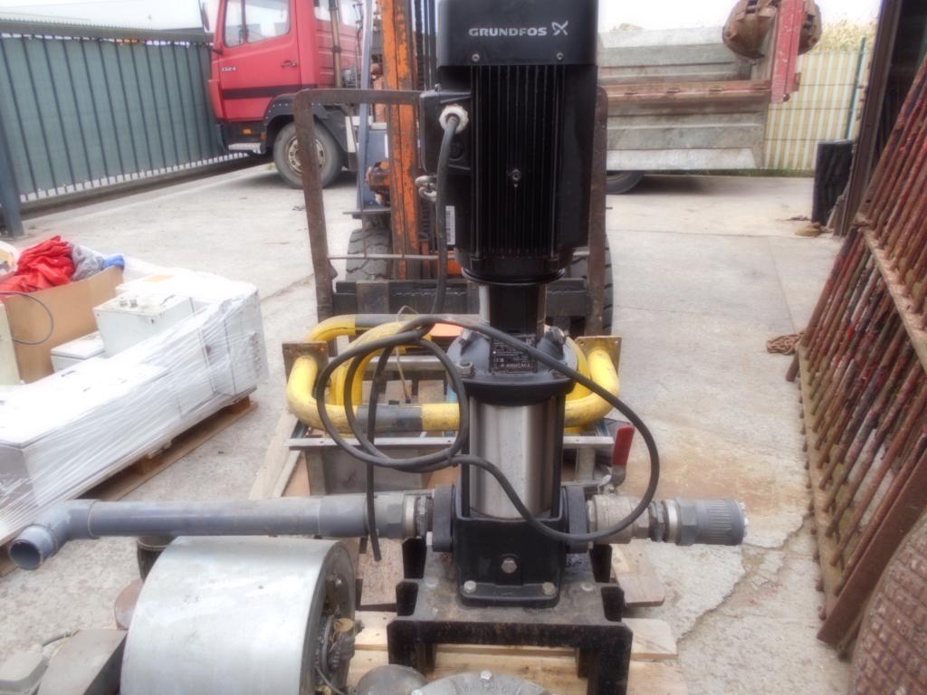 GRUNDFOS pomp CR 15-5 A-A-A-E-HQQE, Ophalen