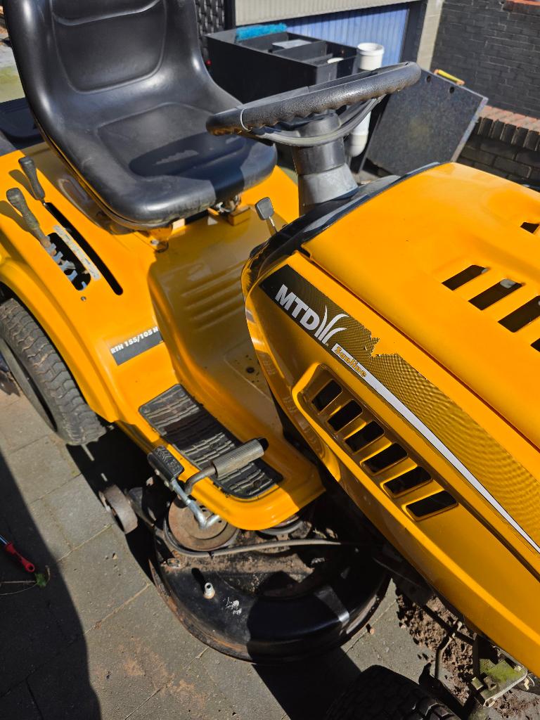 Nette  zitmaaier 15,5 pk 1,05 m breed MTD Sunline, Tuin en Terras, Grasmaaiers, Ophalen, Cirkelmaaier, Gebruikt, Mtd