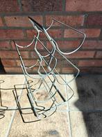 Casier à vin présentant des signes d'usure, Enlèvement ou Envoi