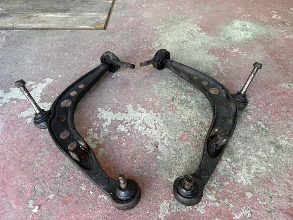 Triangle BMW E30, Autos : Pièces & Accessoires, Enlèvement, BMW