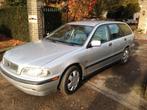 VOLVO V40 1.9 TD BREAK 2000 bieden vanaf 500 Euro, Autos, Argent ou Gris, Achat, Boîte manuelle, Entretenue par le concessionnaire