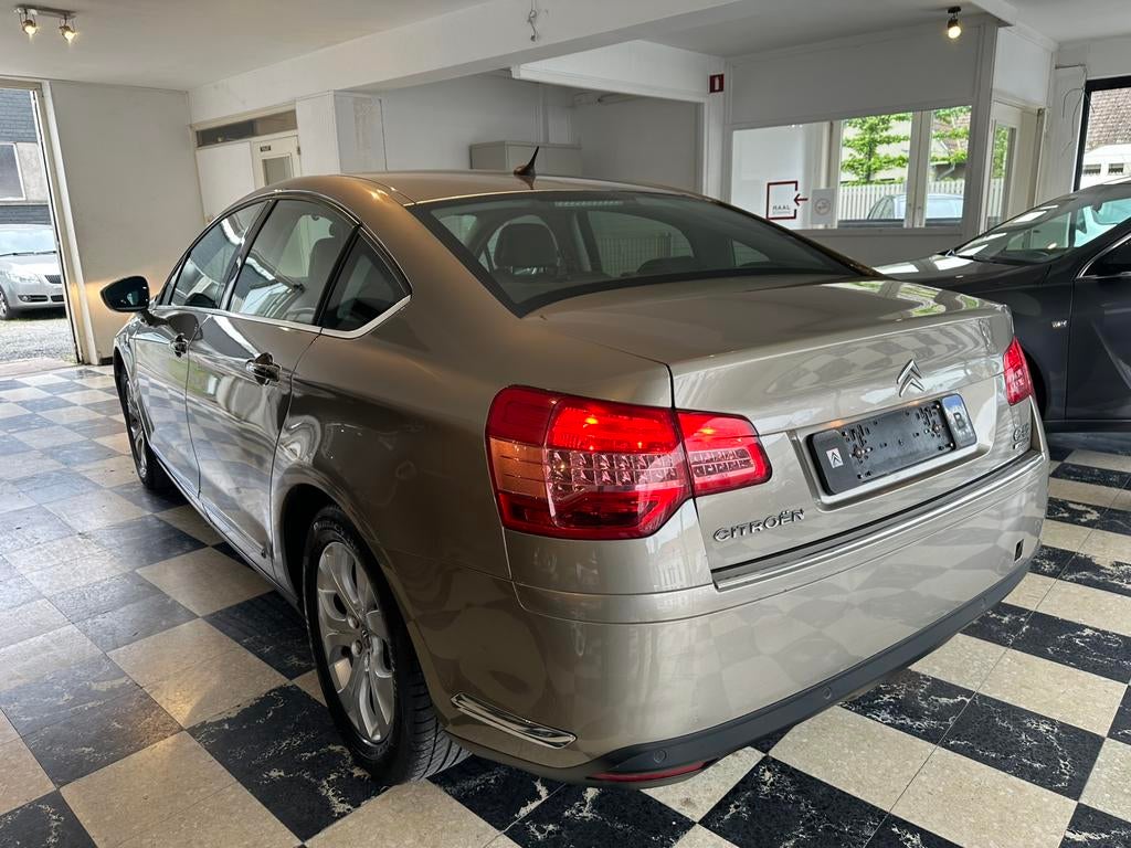Citroen C5 Automaat **48000km**, Auto's, Citroën, Zwart, 4 cilinders, Leder en Stof, Beige
