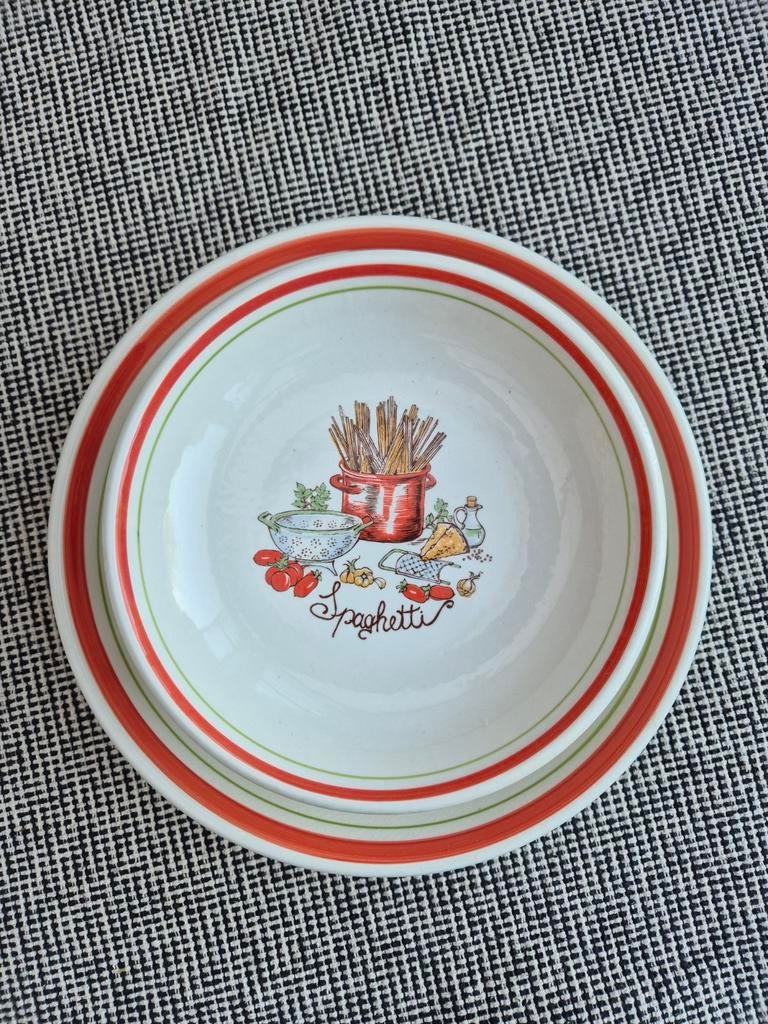 Spaghettiborden en serveerschaal TERNANA Italy, Ophalen