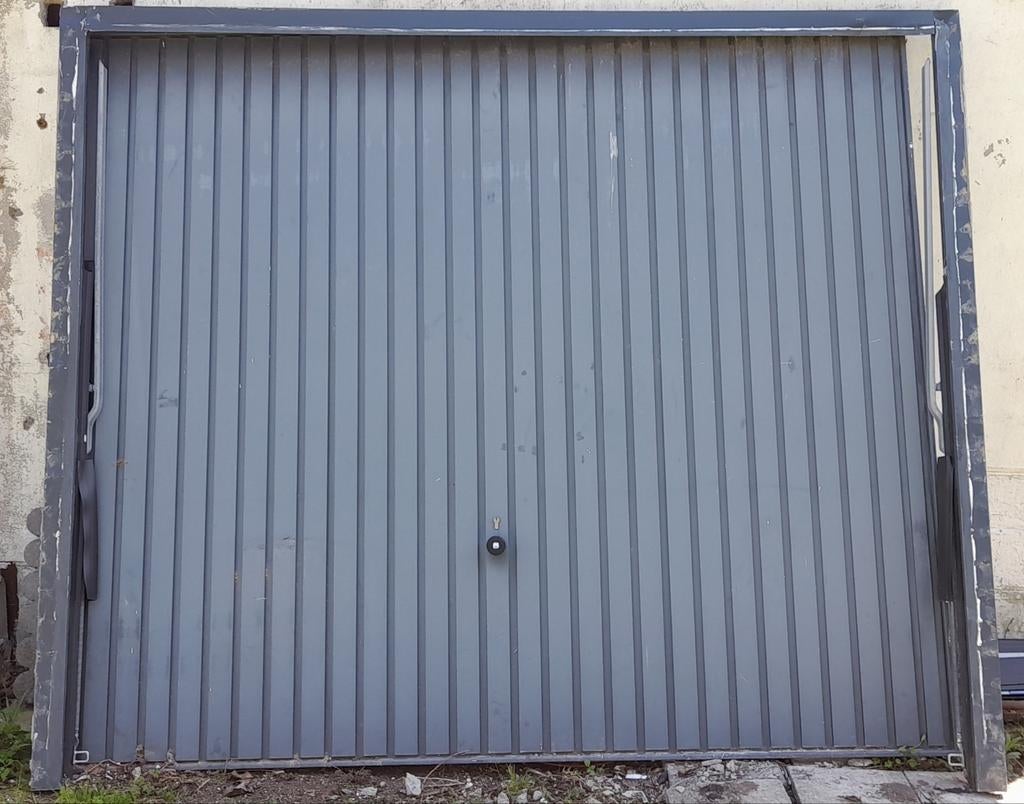 Porte de garage basculante Hormann, Bricolage & Construction, Châssis & Portes coulissantes