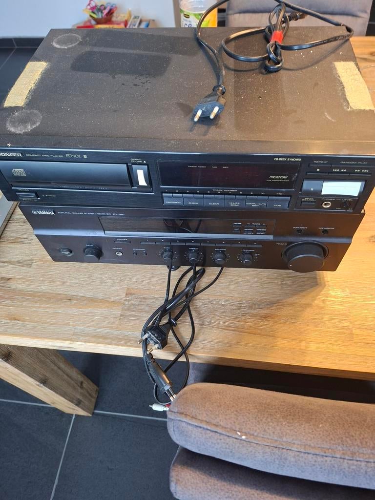 Pioneer cd speler PD101 en yamaha stereo receiver RX397, Enlèvement, Pioneer