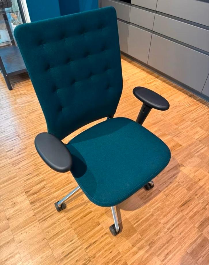 Fauteuil de bureau ergonomique Vitra ID Trim turquoise, Maison & Meubles, Chaises de bureau, Comme neuf, Chaise de bureau, Autres couleurs