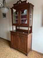 Antieke kast met geslepen glas, Enlèvement