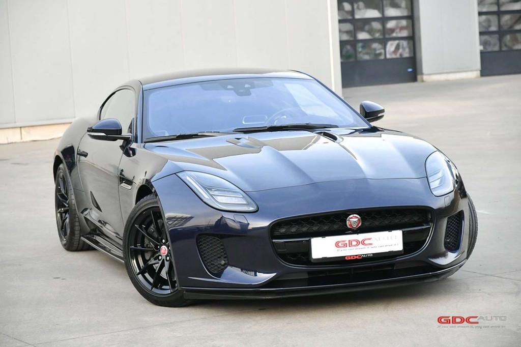 Jaguar F-Type Coupé 2.0 i4 (bj 2017, automaat), Auto's, Automaat, 1525 kg, Euro 6, Blauw