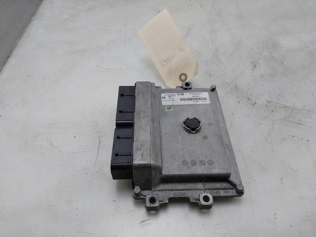 COMPUTER MOTOR Peugeot 208 II (UB / UH / UP) (|9846386780|), Auto-onderdelen, Elektronica en Kabels, Peugeot, Gebruikt