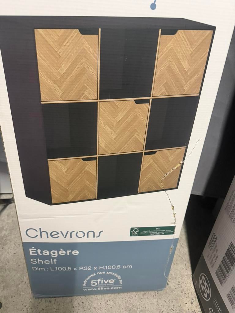 Nieuwe kast met open vakken, Ophalen, Zo goed als nieuw