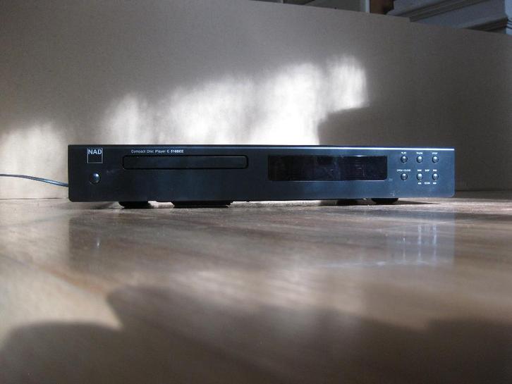 NAD C516 BEE cd-speler, Audio, Tv en Foto, Cd-spelers, Zo goed als nieuw, Ophalen