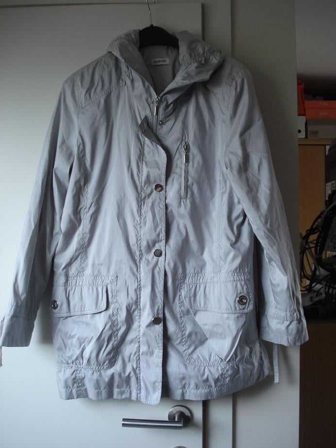 Damart grijze zomerjas, dames. mt S, Vêtements | Femmes, Vestes | Été, Comme neuf, Taille 36 (S), Gris, Enlèvement ou Envoi