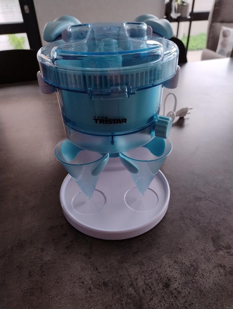Tristar Slushy Maker, Elektronische apparatuur, IJsmachines, Zo goed als nieuw, Ophalen of Verzenden