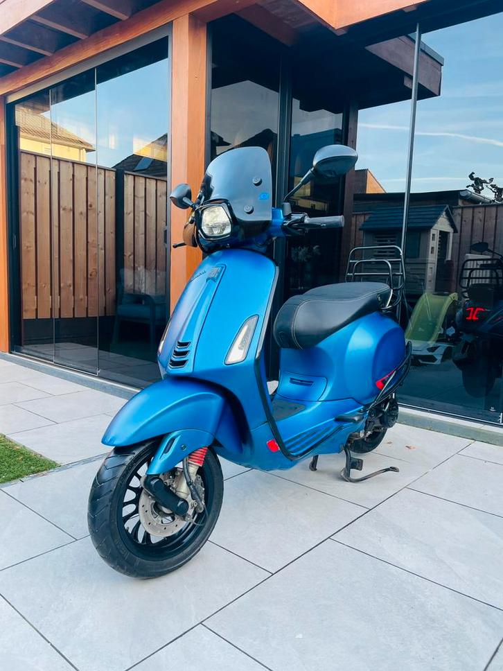 Vespa Sprint 2019 iGet Custom Full Options Unieke Kleur, Fietsen en Brommers, Scooters | Vespa, Zo goed als nieuw, Overige modellen