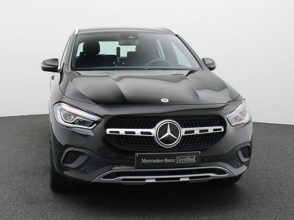 Mercedes-Benz GLA 200 d Business Solution + CARPLAY + SENSOR, 4 cilinders, Leder en Stof, Zwart, Bedrijf