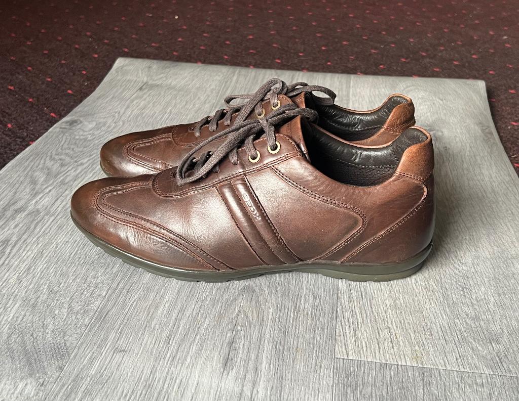 Chaussures hommes., Chaussures de marche, GEOX (RESPIRA)., Porté, Envoi