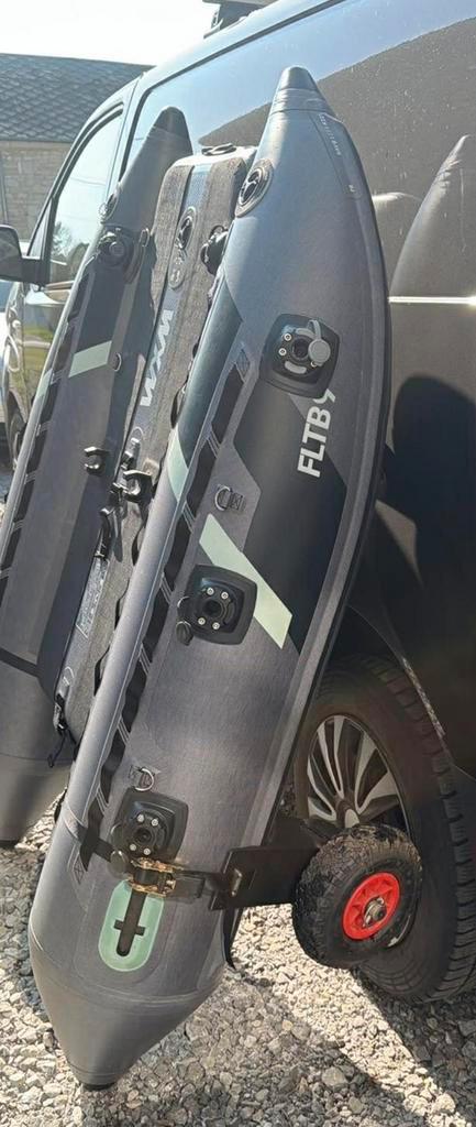 Fltb9 float tube, Sports nautiques & Bateaux, Pêche à la ligne | Général, Comme neuf, Enlèvement ou Envoi