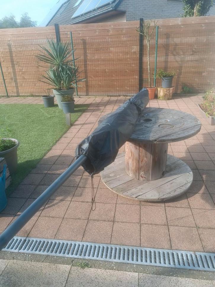 Zwarte parasol 3m diameter., Tuin en Terras, Vijvers, Ophalen