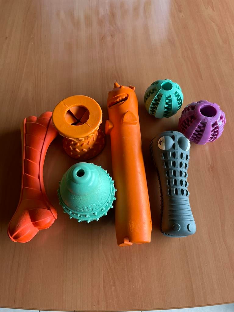 7 rubberen hondenspeeltjes, Dieren en Toebehoren, Ophalen, Kauwspeelgoed