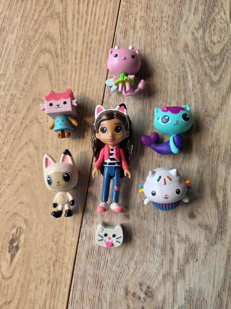 Figurines en forme de maison de poupée de Gabby, Enlèvement ou Envoi