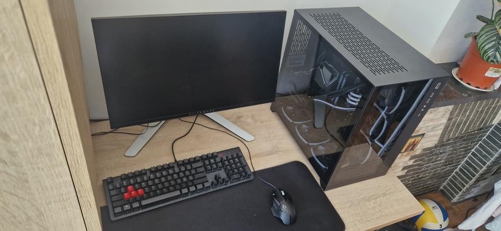 Gaming setup rtx 4070 ryzen 9 3900x, Computers en Software, Desktop Pc's, SSD, 16 GB, Gaming, Ophalen