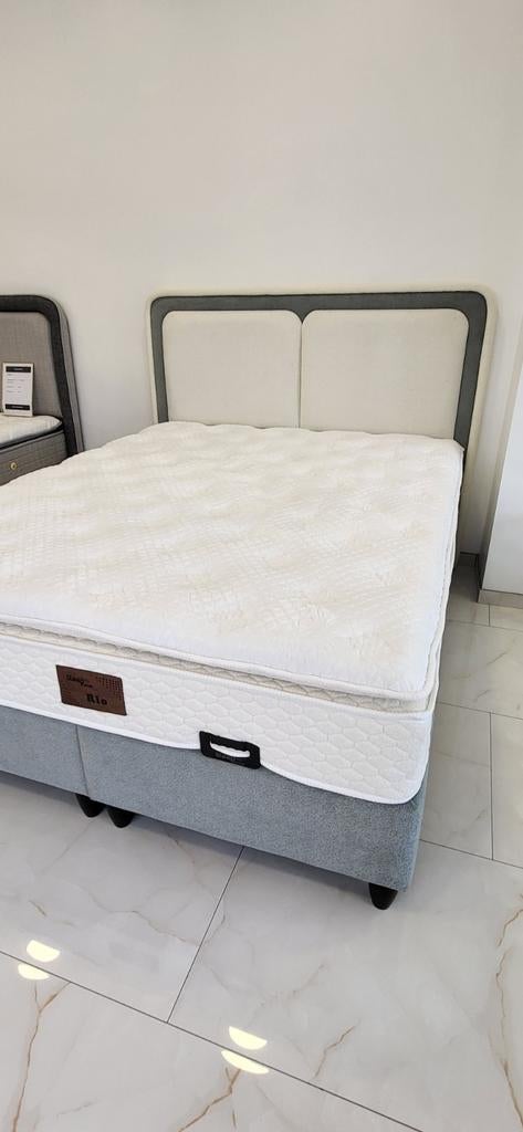 2persoonsbed, Enlèvement