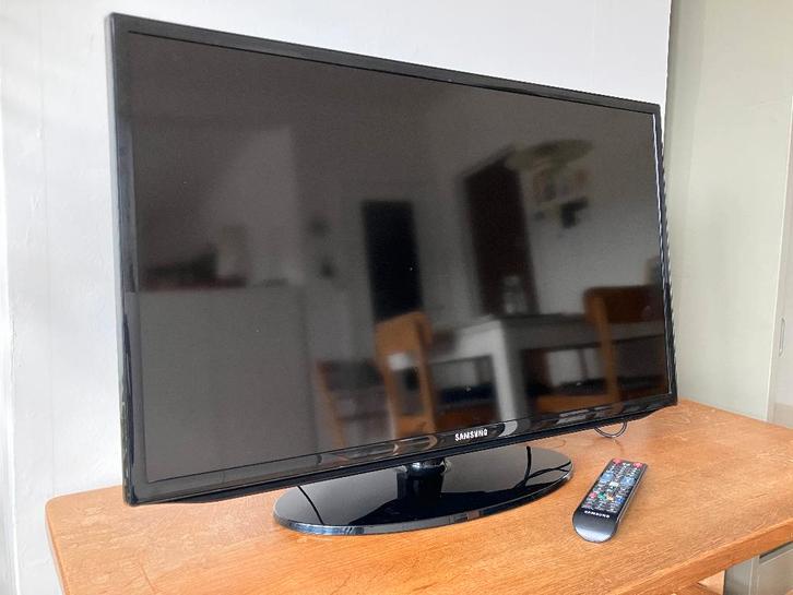Samsung digitale TV, TV, Hi-fi & Vidéo, Télévisions, Utilisé, LCD, 80 à 100 cm, Full HD (1080p), Samsung, 50 Hz, Smart TV, Enlèvement