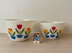 Vintage Fire King oven ware model tulip., Antiek en Kunst, Ophalen of Verzenden